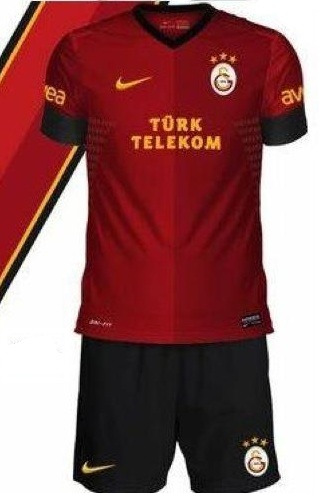 [Resim: galatasaray-2012-2013-sezonu-kirmizi-forma.jpg]