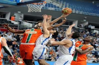 anadolu-efes-finale-cok-yak-n