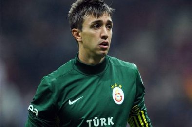 galatasaray-a-muslera-mujdesi