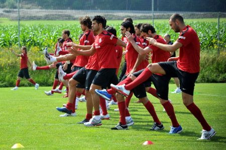 galatasaray-da-temizlik-gunu