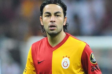 galatasaray-da-yeni-kaptan-selcuk