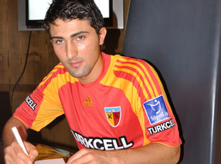 hasan-ali-kald-r-m-4-y-l-daha-kayserispor-da