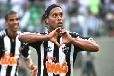 ronaldinho-formunun-zirvesinde