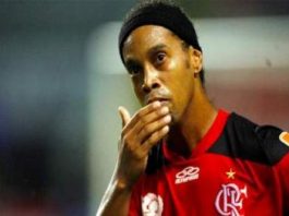 ronaldinho-malaga-ya-gidiyor