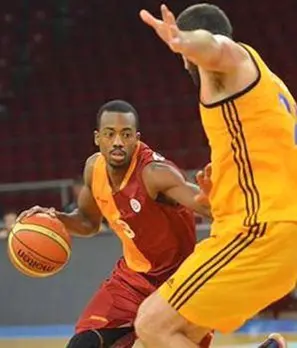 McCollum-galatasaray_84