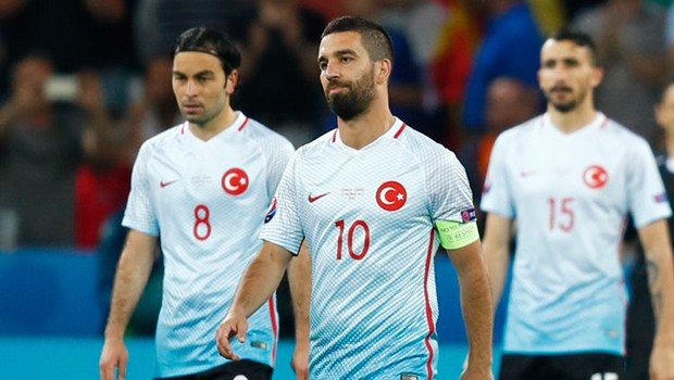 euro2016-fiyasko-arda-turan