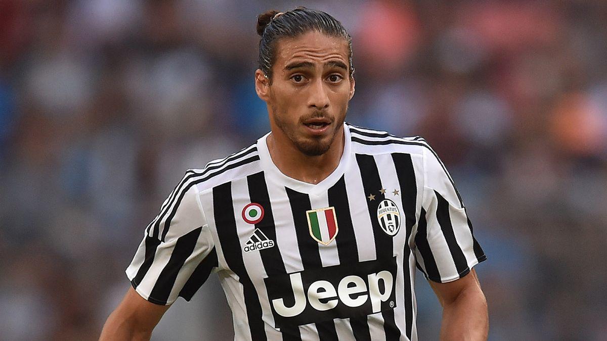 martin-caceres-juventus