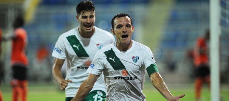 Adana’da Bursa kazandı