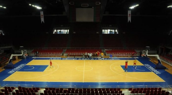 Abdi İpekçi Spor Salonu yıkılıyor