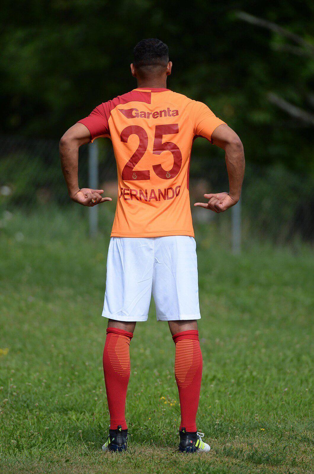 Fernando Reges forma numarası