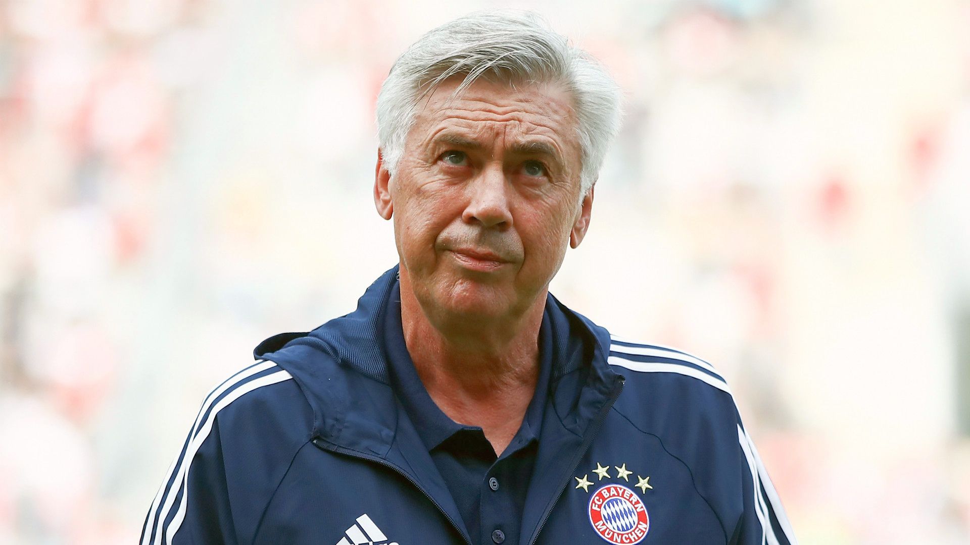 Carlo Ancelotti istifa etti