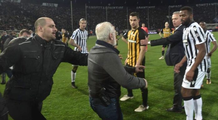 3 Yıl futboldan men