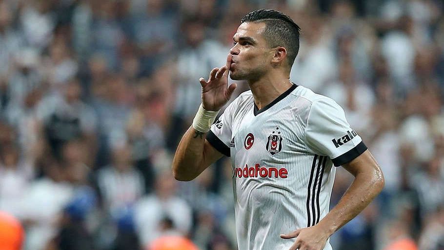 Beşiktaşlı Pepe sakatlandı