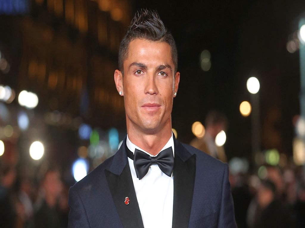 Cristiano Ronaldo vergi cezası aldı