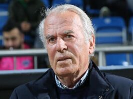 Mustafa Denizli ile yollar ayrıldı