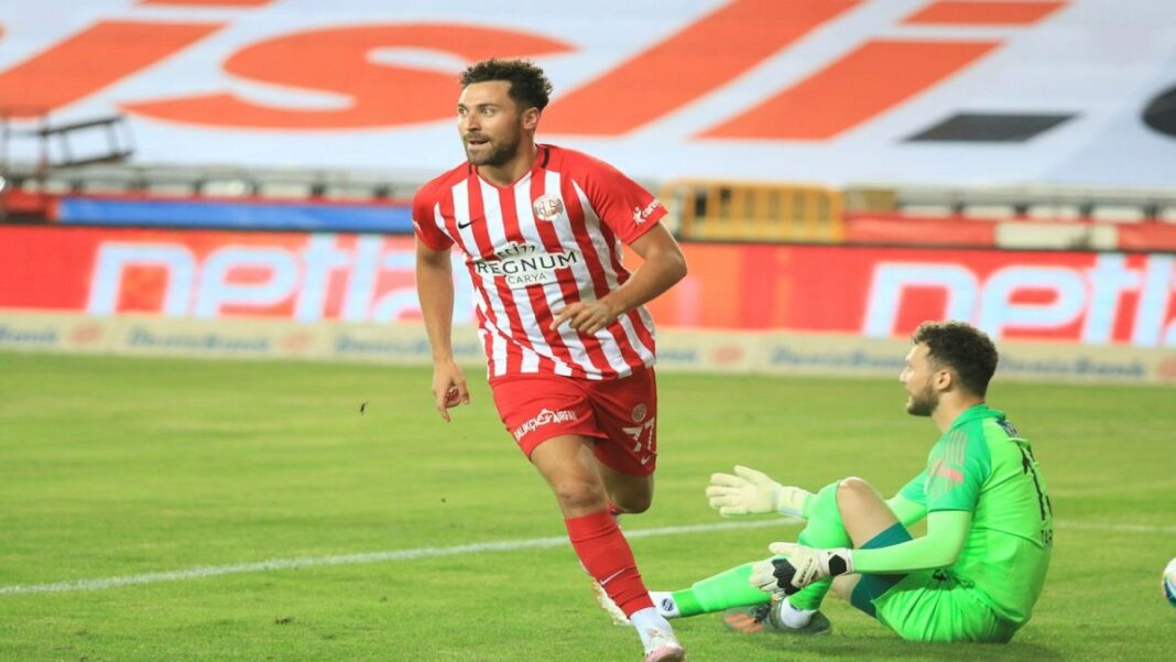 Sinan Gümüş Antalyaspor