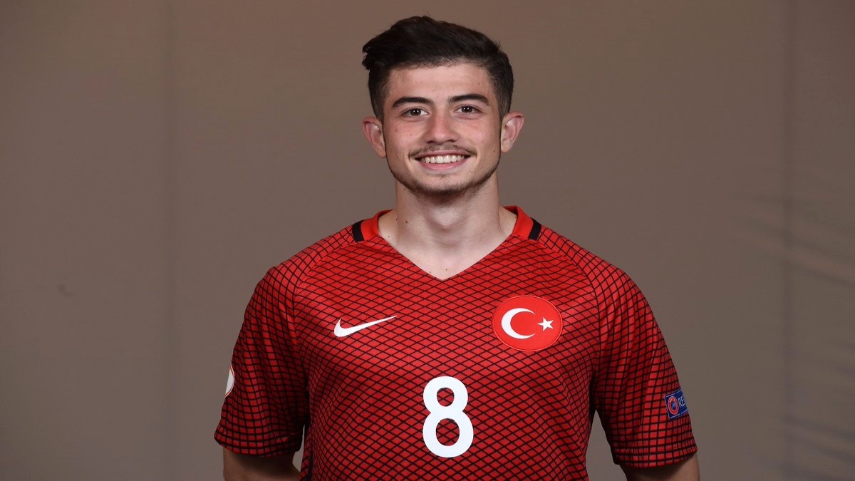 Beşiktaş Kerem Atakan Kesgin i transfer etti
