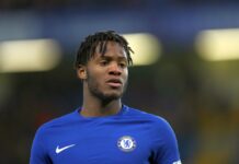 Fenerbahçe Michy Batshuayi ile anlaştı