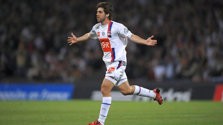 Juninho Pernambucano: Frikik Ustalığı ve Başarı Hikayesi